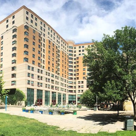 Toronto Metropolitan University- Pitman Hall Residence Экстерьер фото