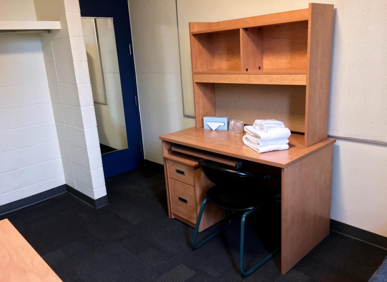 Toronto Metropolitan University- Pitman Hall Residence Экстерьер фото